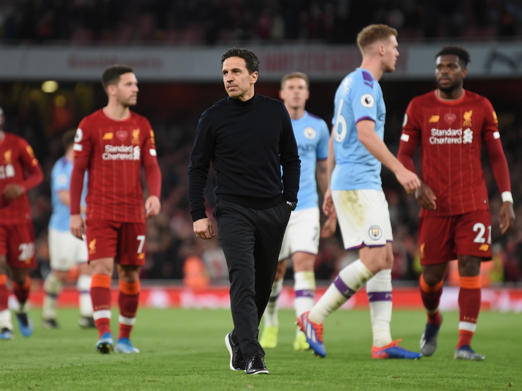 卡拉格:如果阿尔特塔下赛季依然无法赢奖杯,那么他可能会被解雇 从另一个角度看,卡拉格的观点也在提醒阿尔